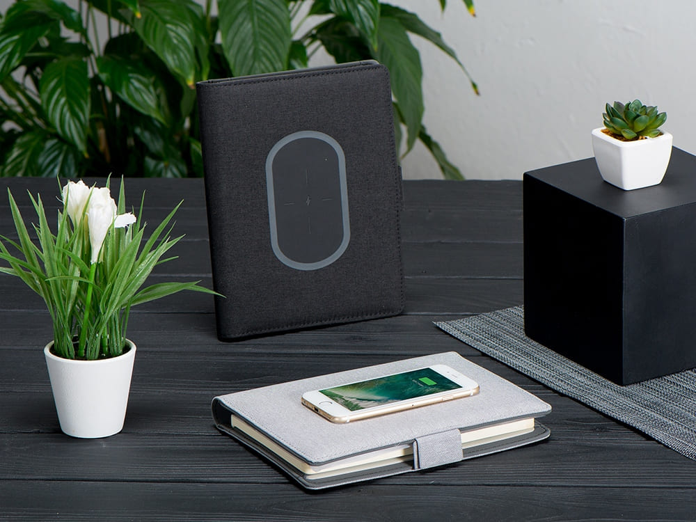 Органайзер с беспроводной зарядкой «Powernote», 5000 mAh — изображение 17
